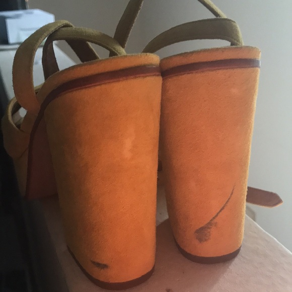 Platform heels - Picture 2 of 5